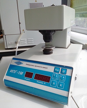 Измеритель прочности гранул ИПГ-1М